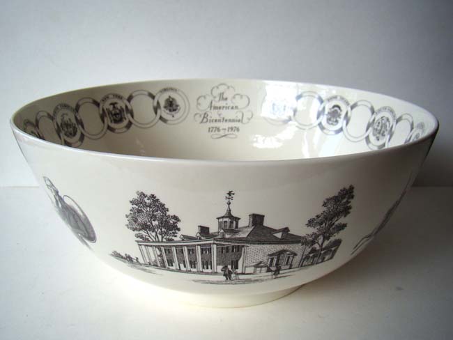 A wonderful American Bicentennial Bowl made by Wedgewood for the Wedgewood Collectors Society in 1976. One of only 250 made!